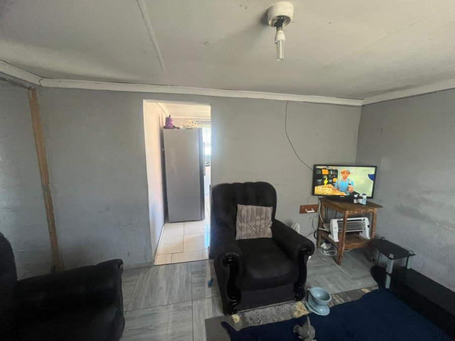 2 Bedroom Property for Sale in Kwazakhele Eastern Cape